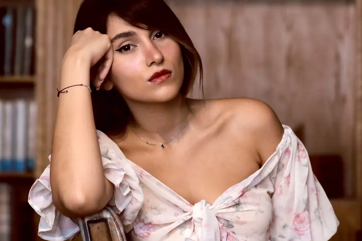 Iranian Singer Faces 74 Lashes Over Hijab Violation