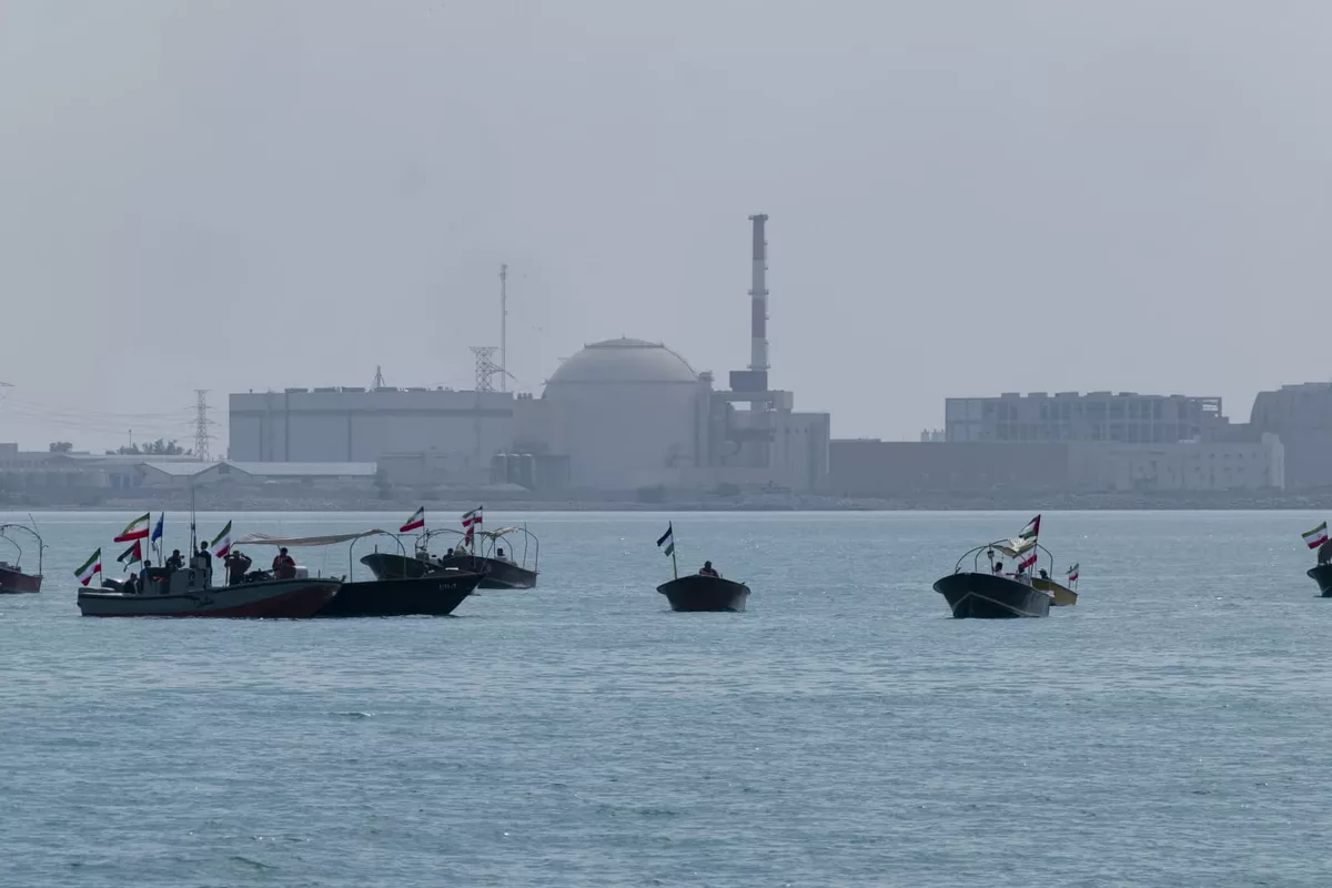 Top Iranian Officials to Decide on Potential Closure of Strait of Hormuz