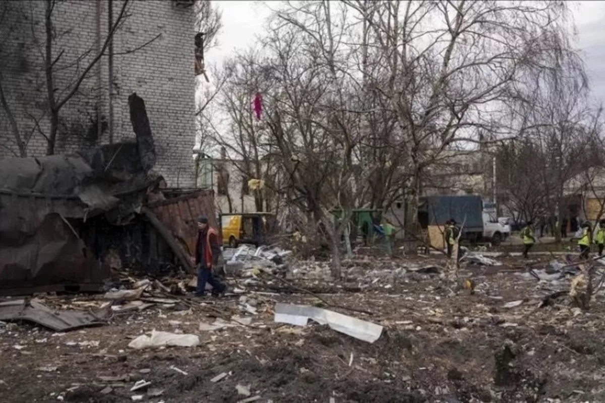 Ukrainian UAVs Target Russia's Volgograd Infrastructure