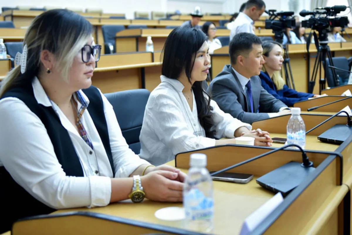 Kyrgyzstan to Tighten Education and Digital Literacy Requirements for Civil Servants