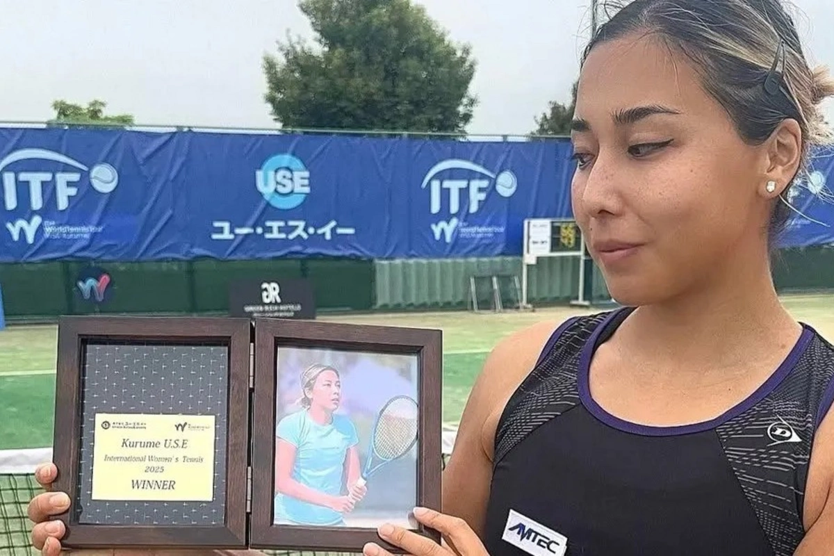 Kazakhstani Tennis Player Zarina Diyas Wins ITF Series Tournament in Japan