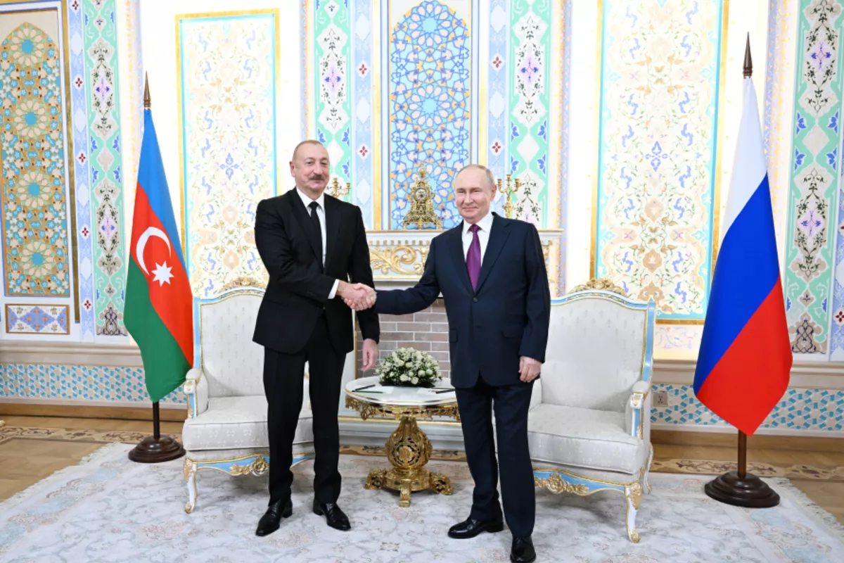 Azerbaijani and Russian Presidents Meet in Dushanbe