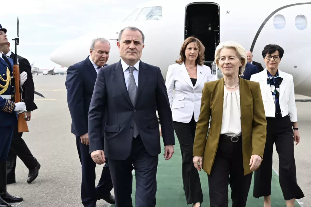 European Commission President Arrives in Azerbaijan for Working Visit