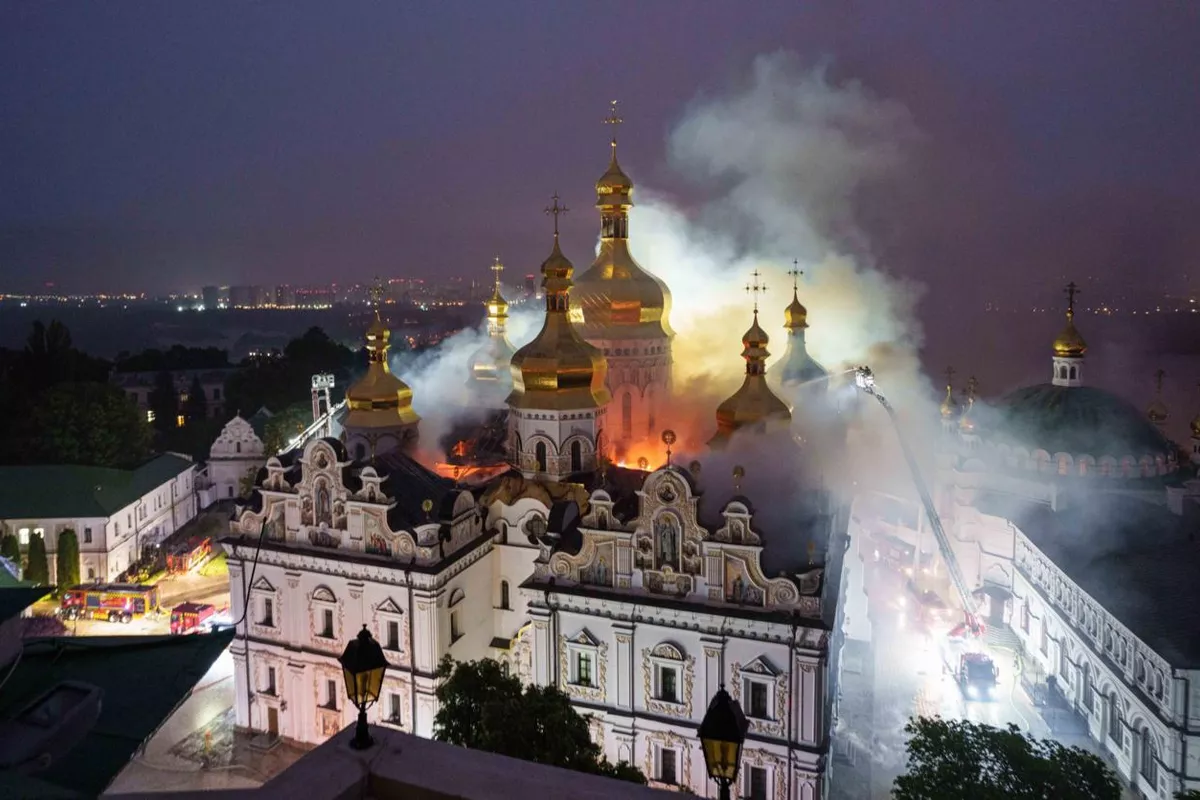 Russia Claims Patriot Missile Responsible for Strike on Kyiv-Pechersk Lavra Complex