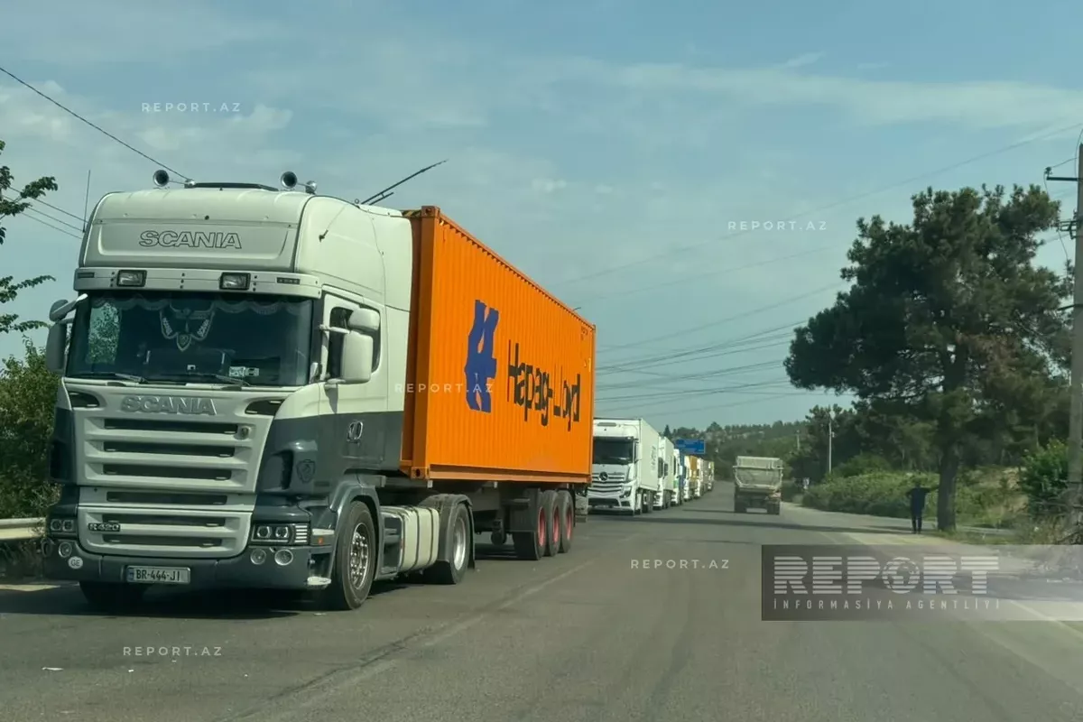 Azerbaijani Truckers Stuck at Georgia Border Amid Diplomatic Inquiry