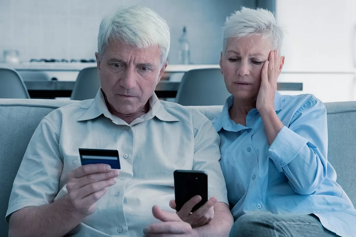 Russian Pensioner Loses $154,000 in Fake Police Scam
