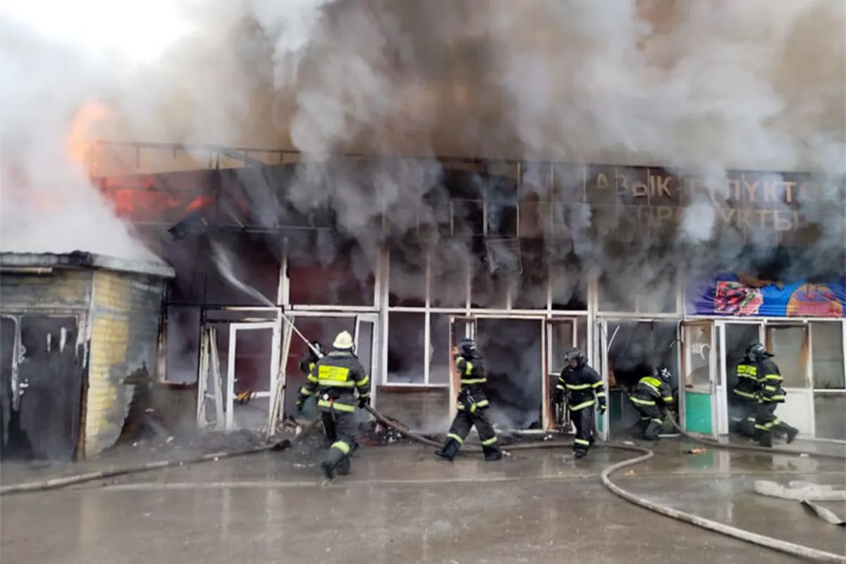 Firefighters Battle Blaze at Kyrgyz Market