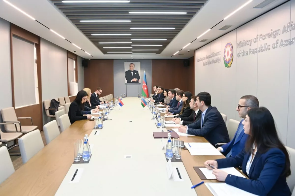 Azerbaijan, Serbia Engage in Multilateral Political Talks