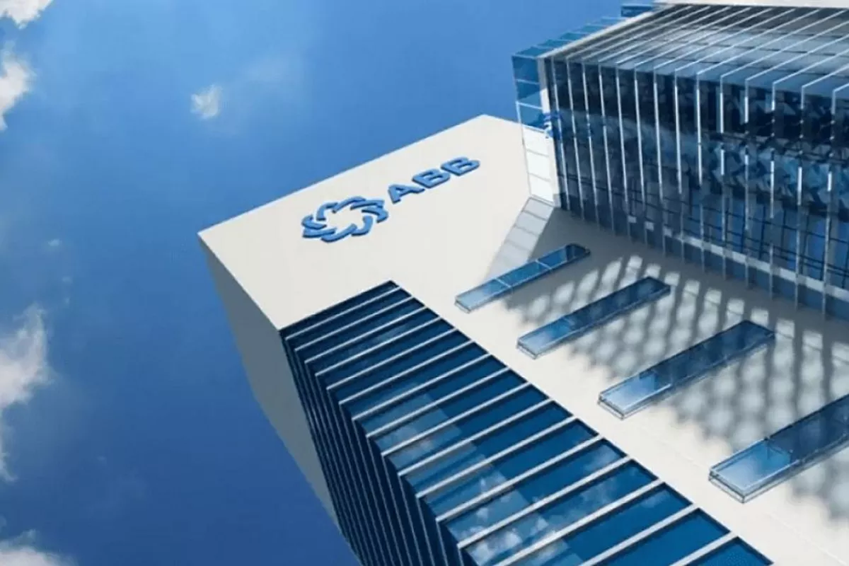 Azerbaijan's International Bank Enters Uzbek Market After Banking Deal