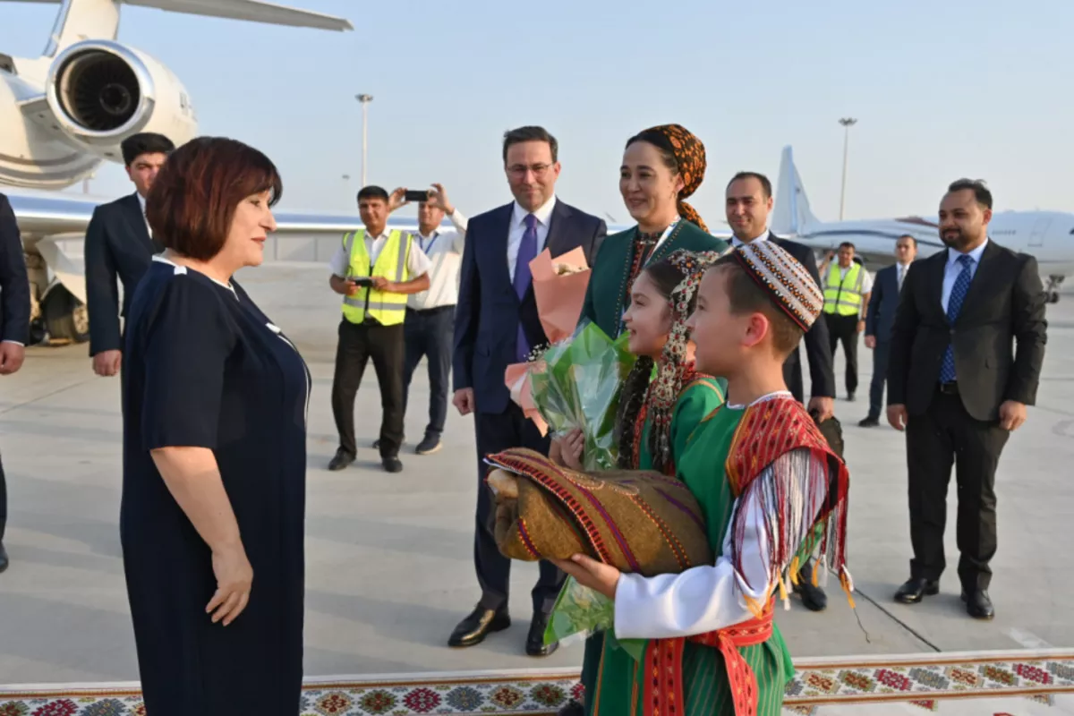 Azerbaijani Parliamentary Speaker Begins Working Visit to Turkmenistan