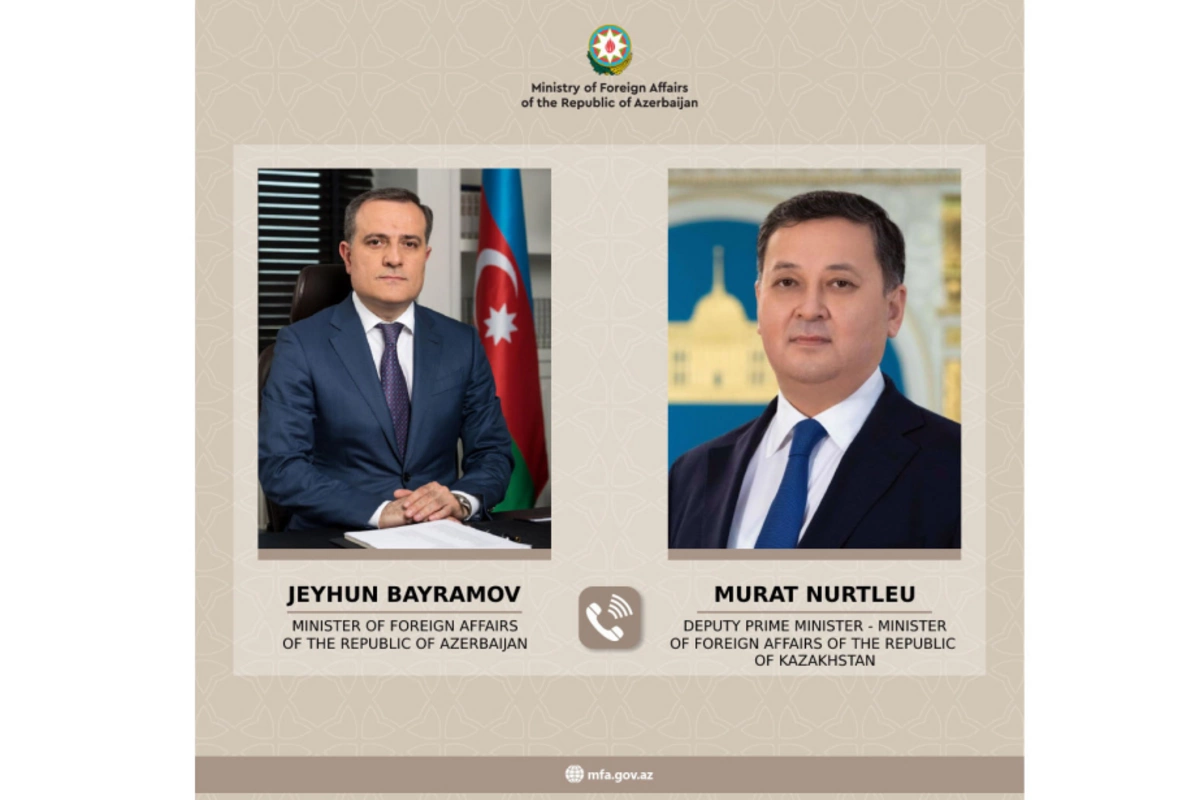 Azerbaijani and Kazakhstani FMs Hold Phone Conversation