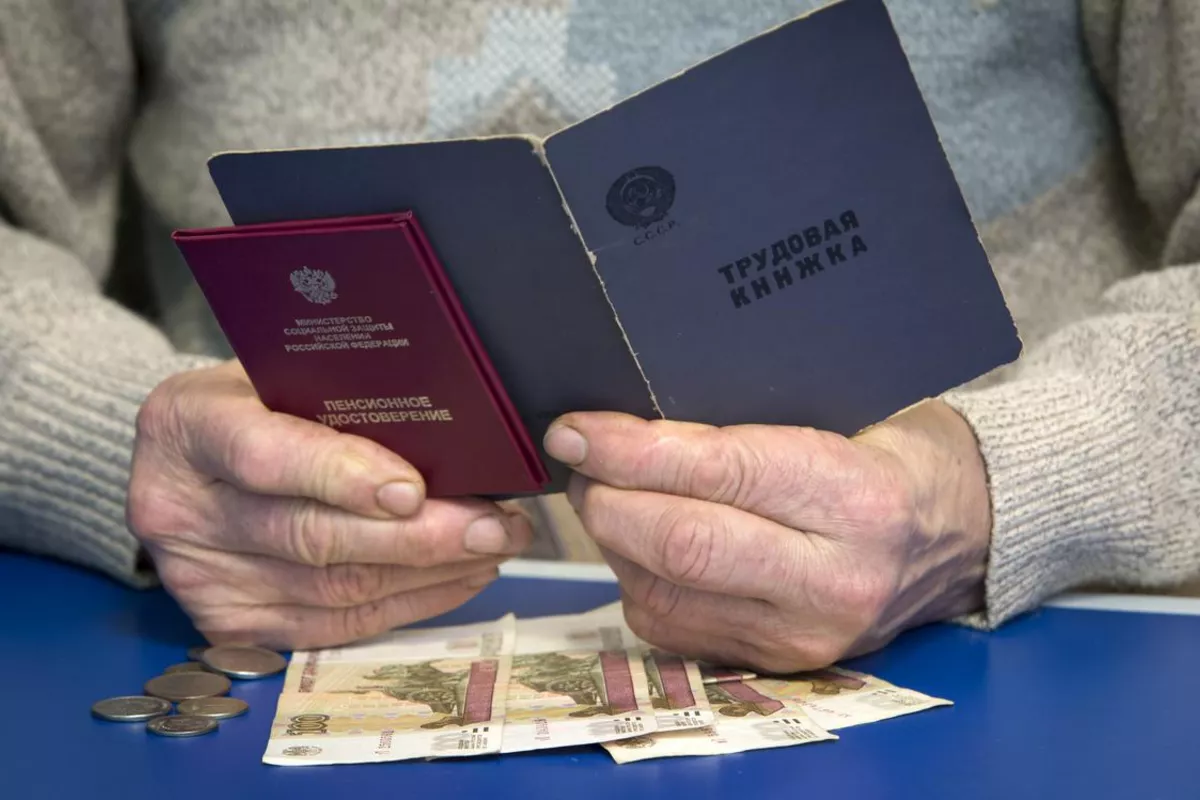 Kyrgyzstan in Talks with Azerbaijan to Protect Migrant Pension Rights