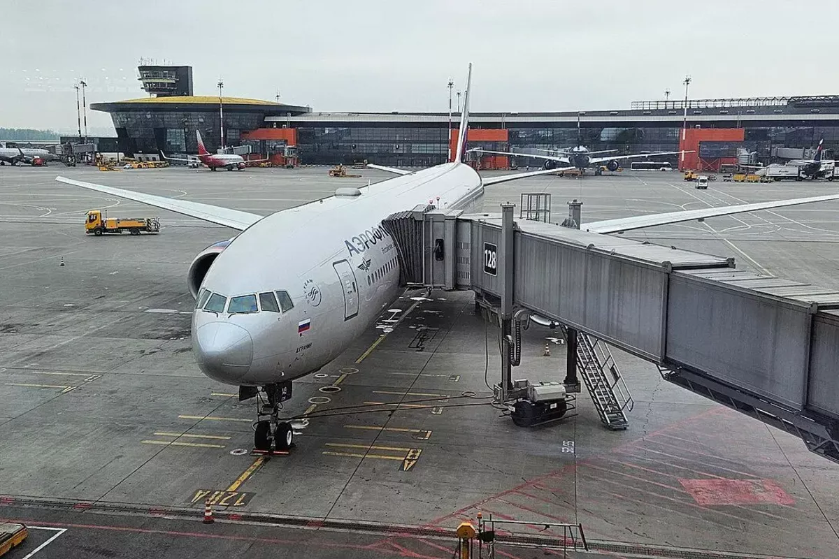 Russia Bans Israeli Student After Phone Check at Moscow Airport