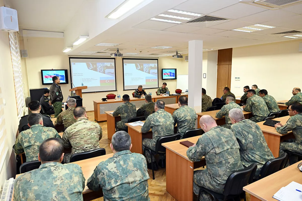 NATO Mobile Training Team Conducts Course in Azerbaijan