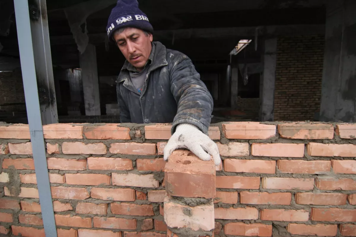 Tajikistan’s Poverty Plummets, but World Bank Warns Economy Still Vulnerable