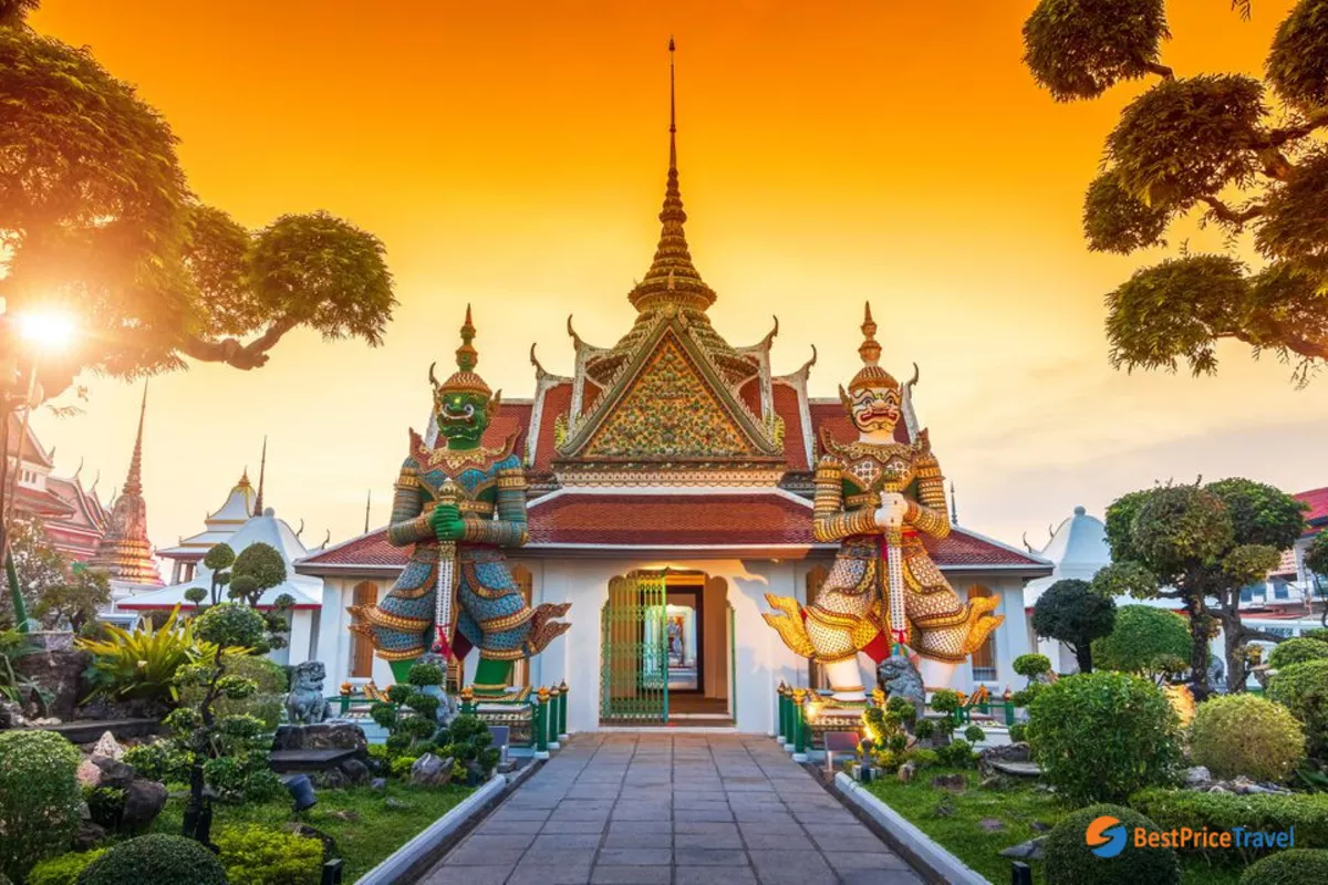 Thailand Cuts Visa-Free Stay for Kazakh Citizens to 30 Days