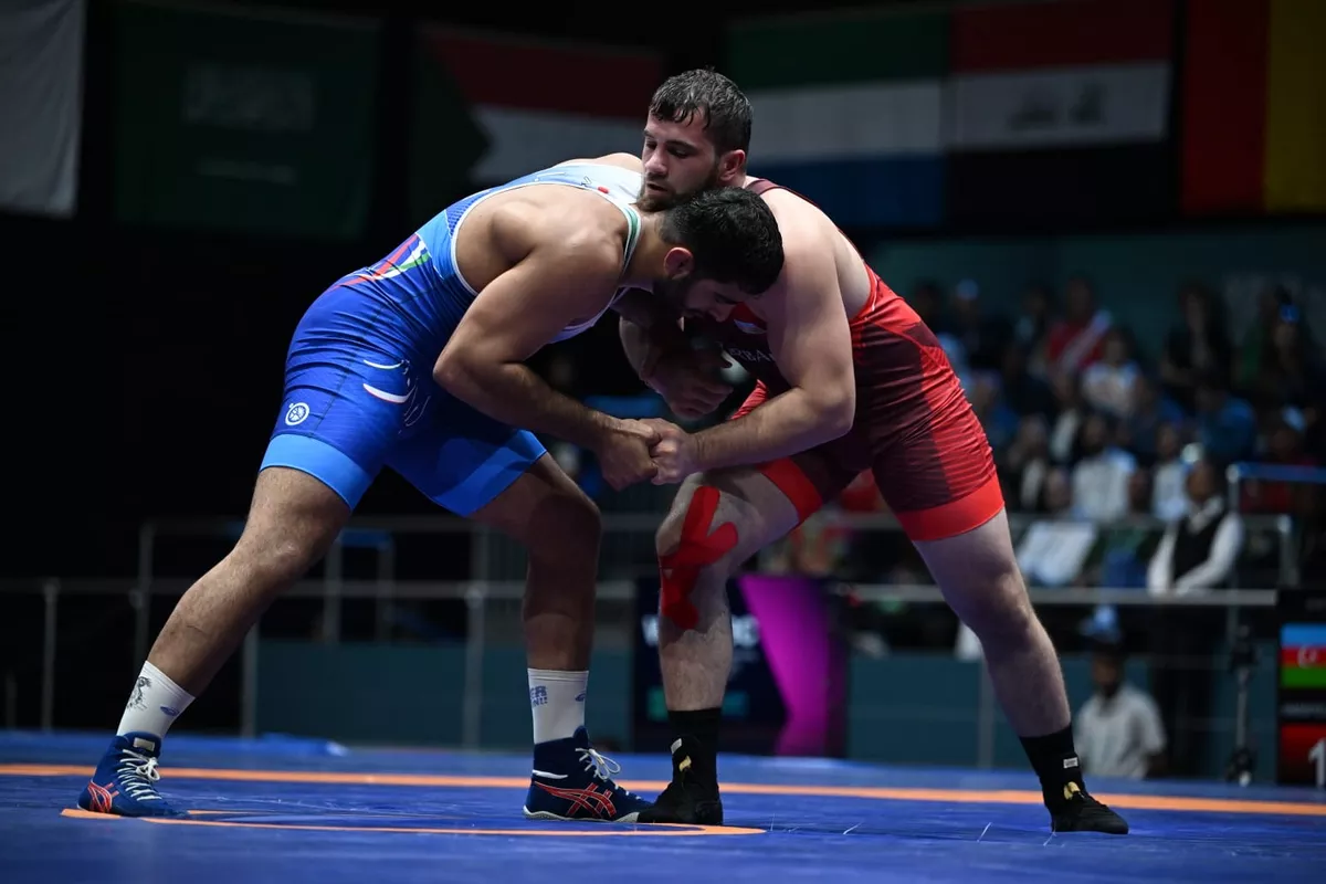 Another Azerbaijani Greco-Roman Wrestler Wins Silver at Islamic Solidarity Games
