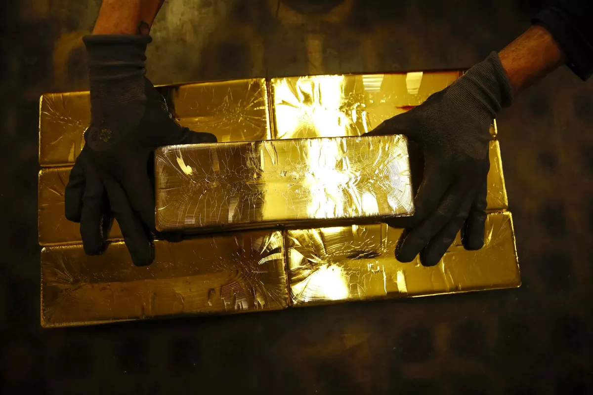 Uzbekistan's Gold Exports Soar Nearly 55% in Early 2025