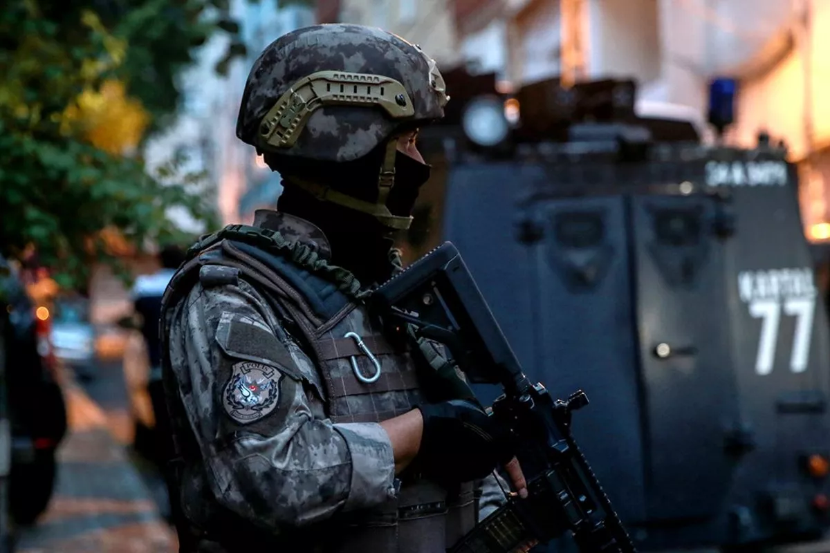 Turkish Security Forces Foil Terror Plot in Istanbul