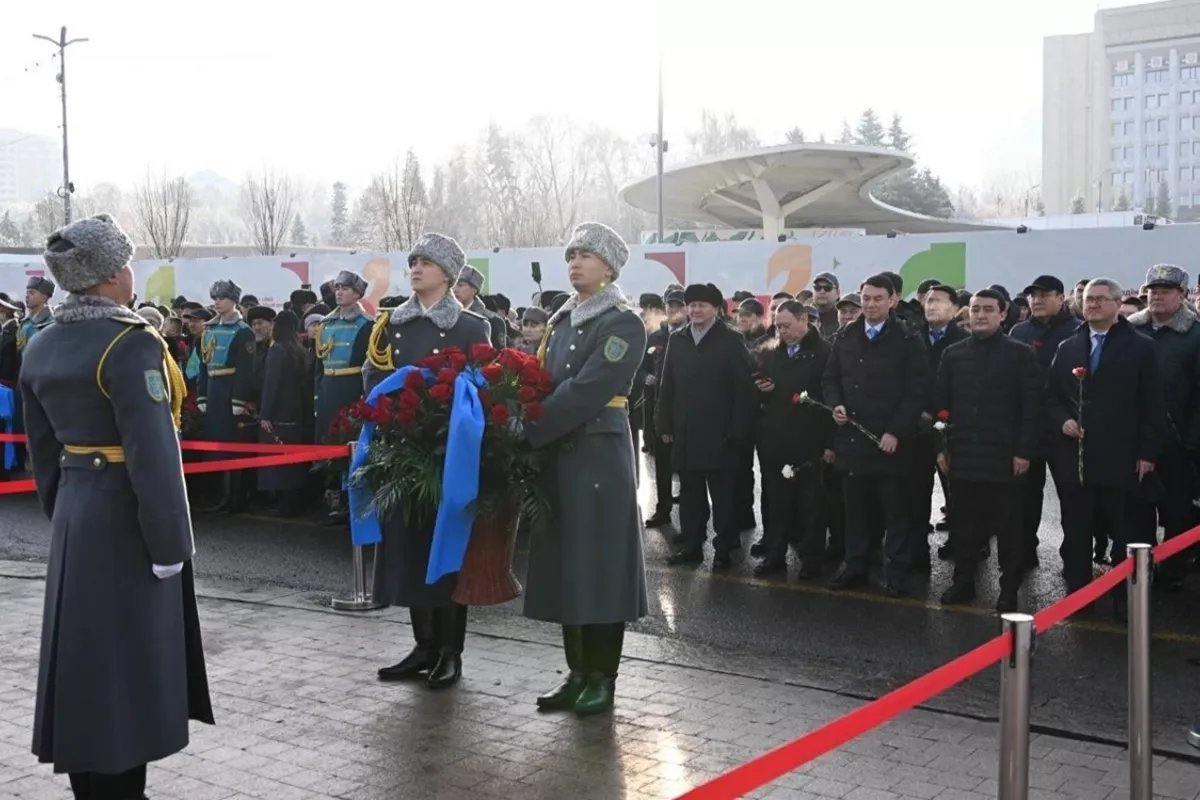 Almaty Marks Kazakhstan’s Independence with Floral Tribute