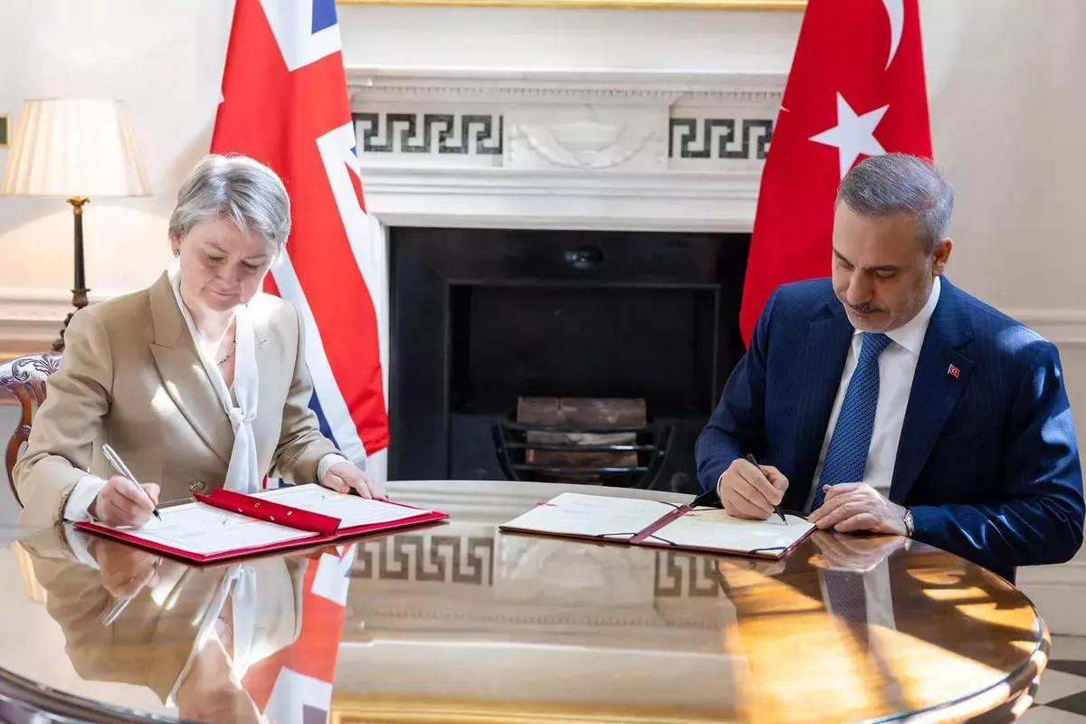 Türkiye and UK Ink Deal to Strengthen Security and Trade Ties