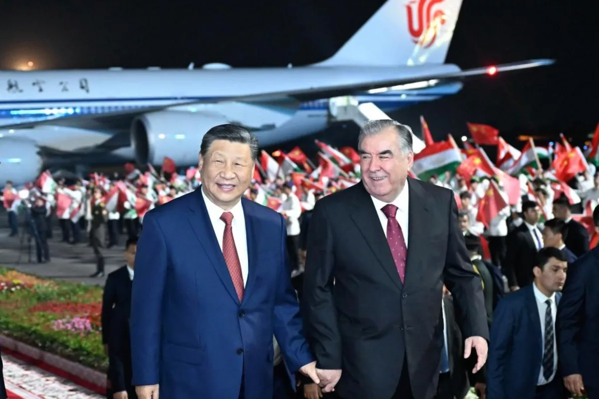 Tajik President Arrives in Tianjin for SCO Summit 2025