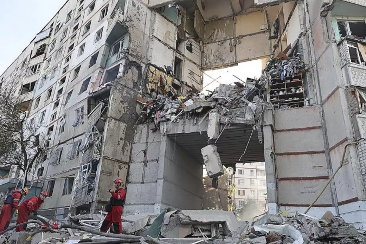 Russian Missiles and Bombs Devastate Ukraine’s Kharkiv
