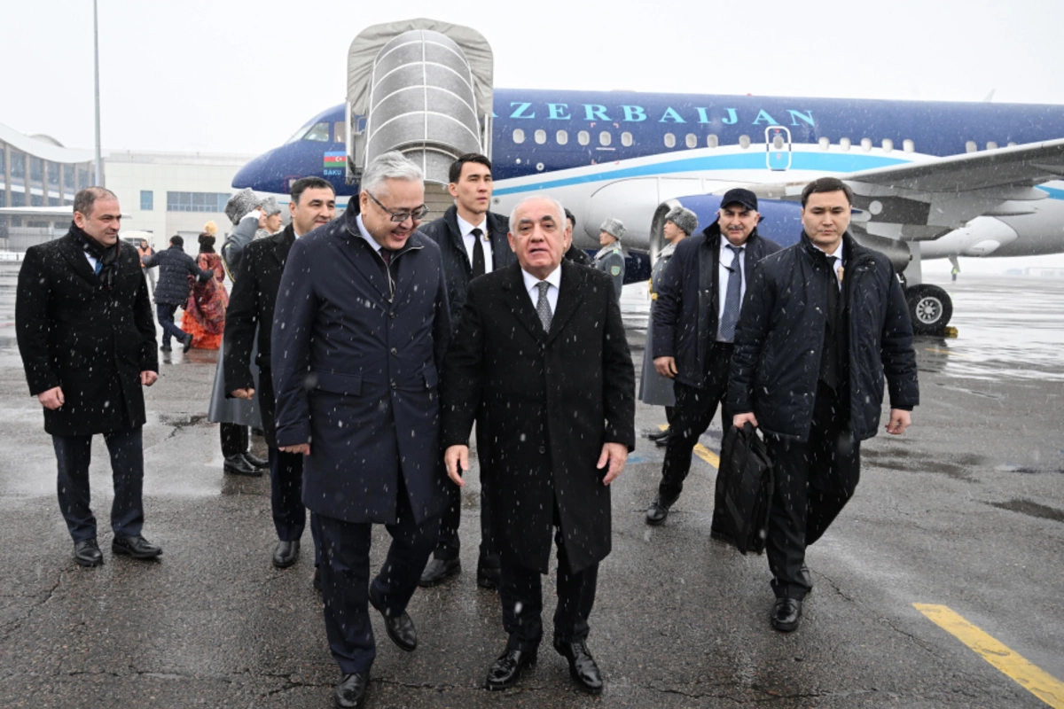 Azerbaijani Prime Minister Begins Working Visit to Kazakhstan