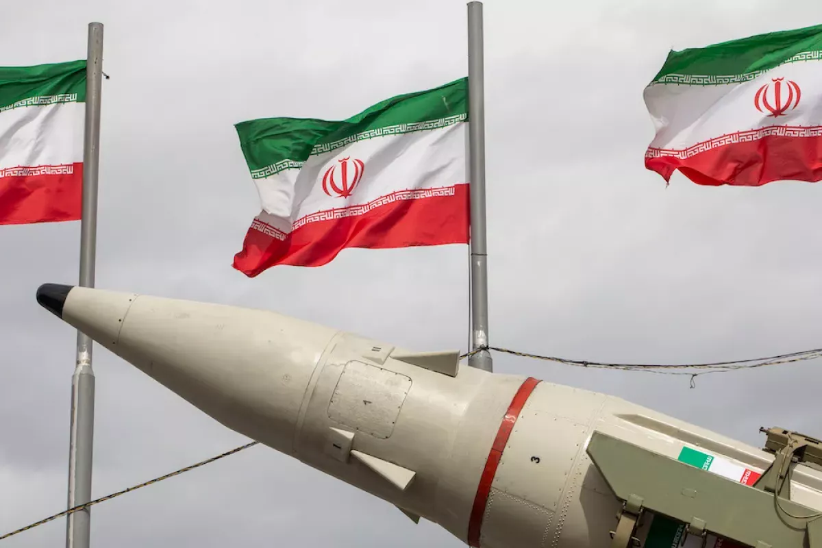Iran Warned Against ‘Weaponizing’ Hormuz as Ceasefire Remains Uncertain