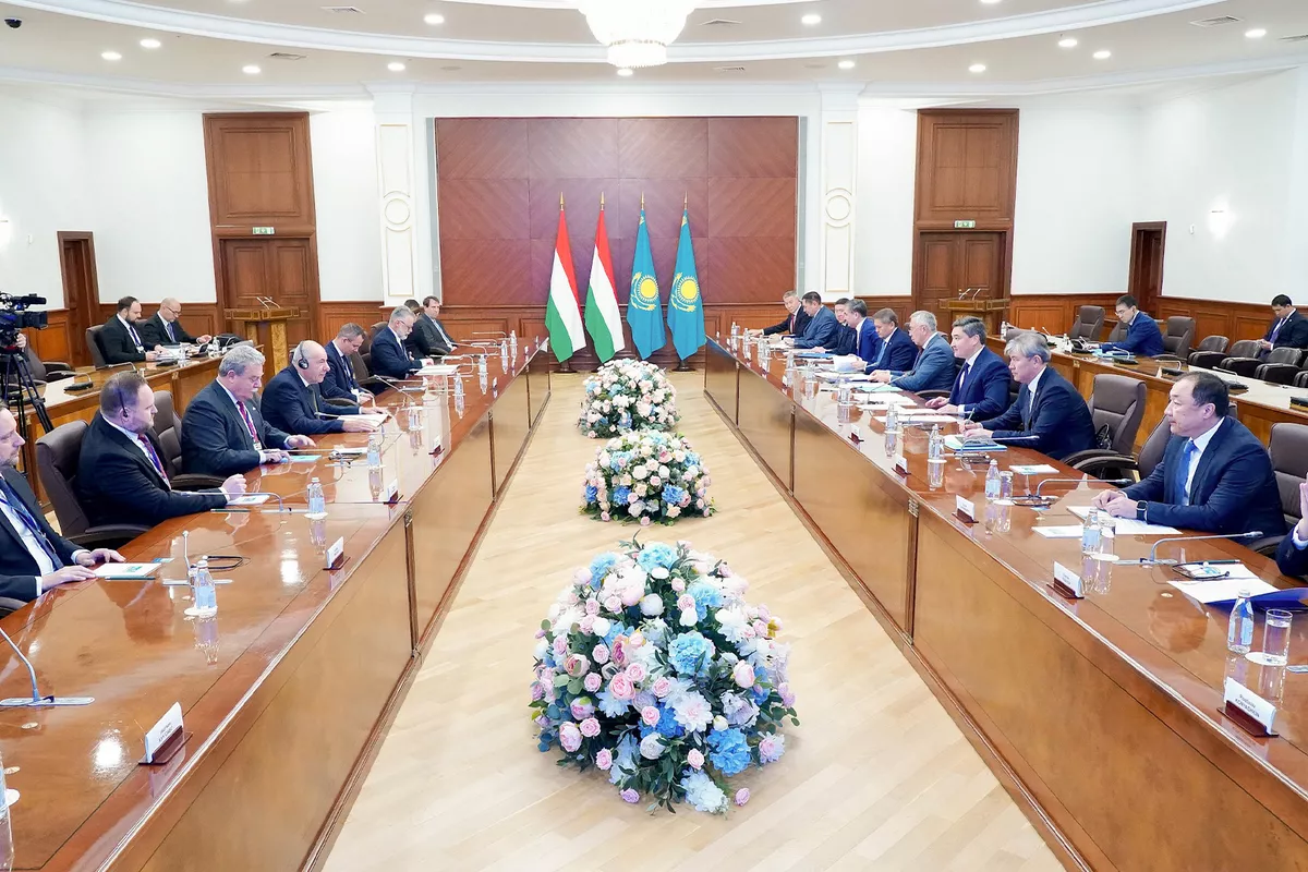 Kazakhstan, Hungary Push Forward Joint Freight Terminal to Boost EU Exports