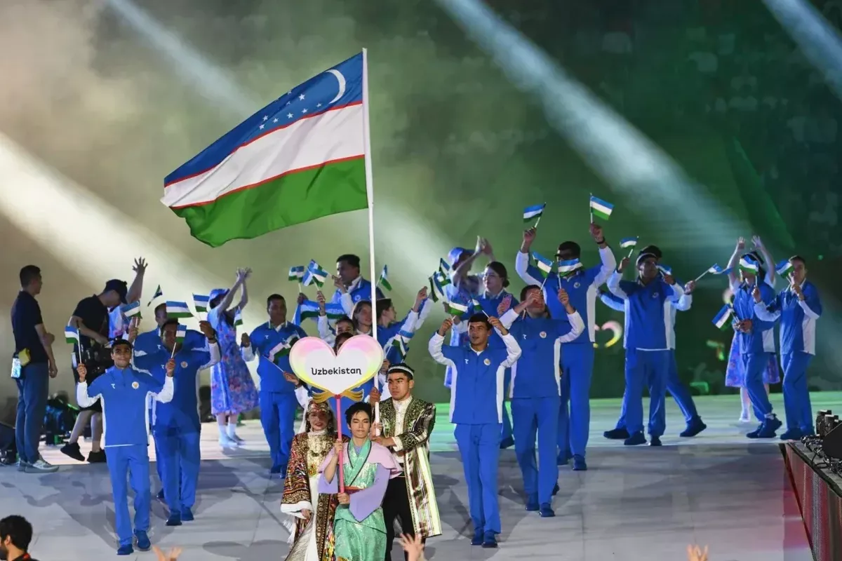 Uzbek Team Returns Home After Winning 70 Asian Games Medals