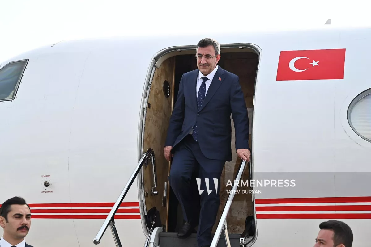 Turkish Vice President Visits Armenia for European Political Community Summit
