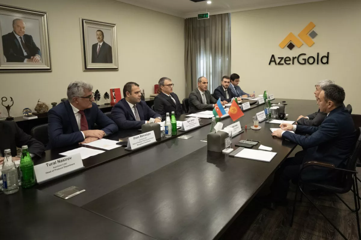 AzerGold Chairman Meets With Ambassador of Kyrgyzstan