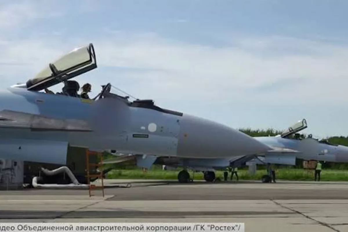 Russia Receives New Batch of Su-35S Fighter Jets From Aircraft Manufacturer