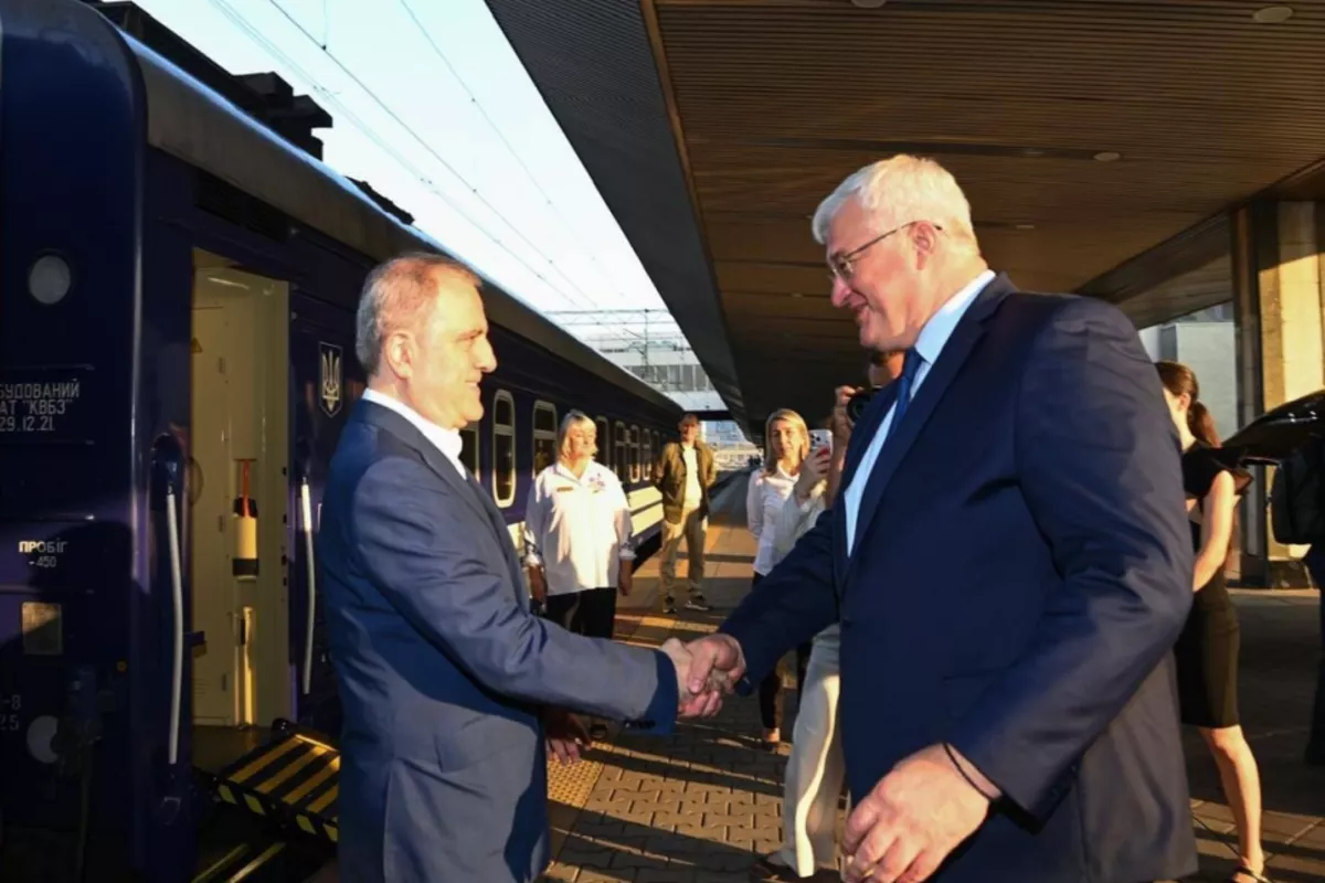 Azerbaijani Foreign Minister Travels to Ukraine on Official Visit