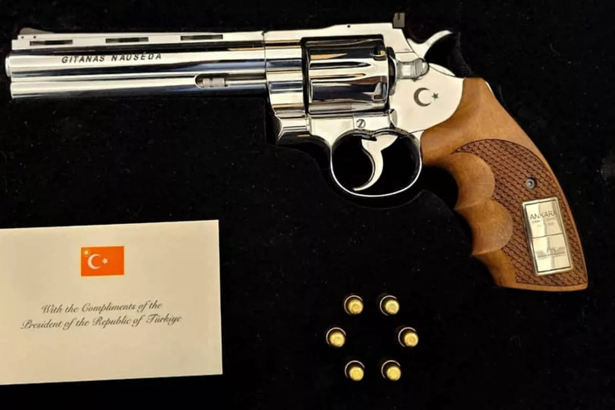 Erdoğan's Revolver Gift to NATO Leaders Carries Hidden Message