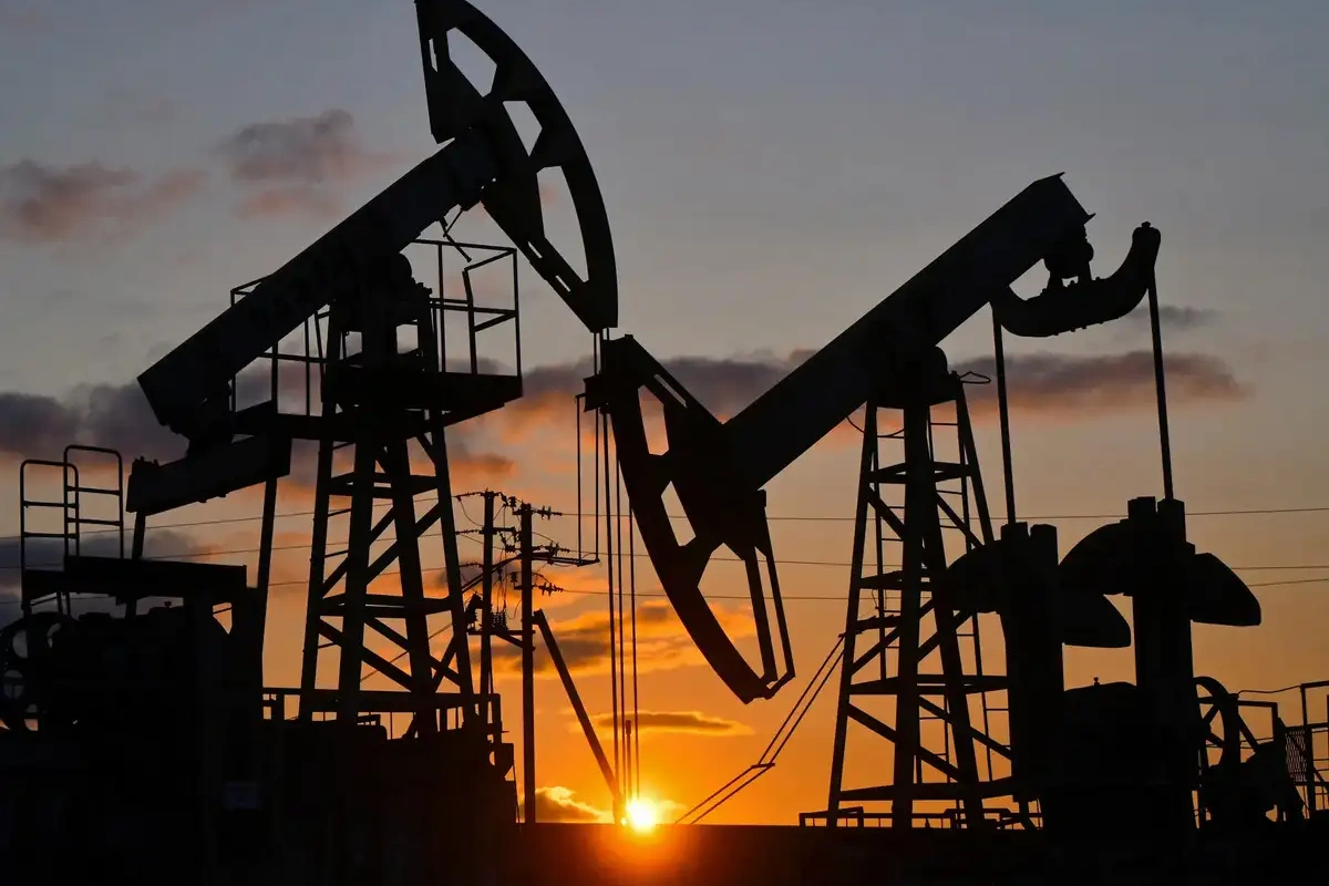Global Oil Prices Decline