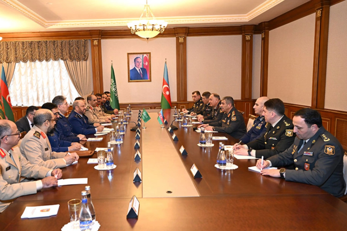 Azerbaijan and Saudi Arabia Discuss Military Cooperation