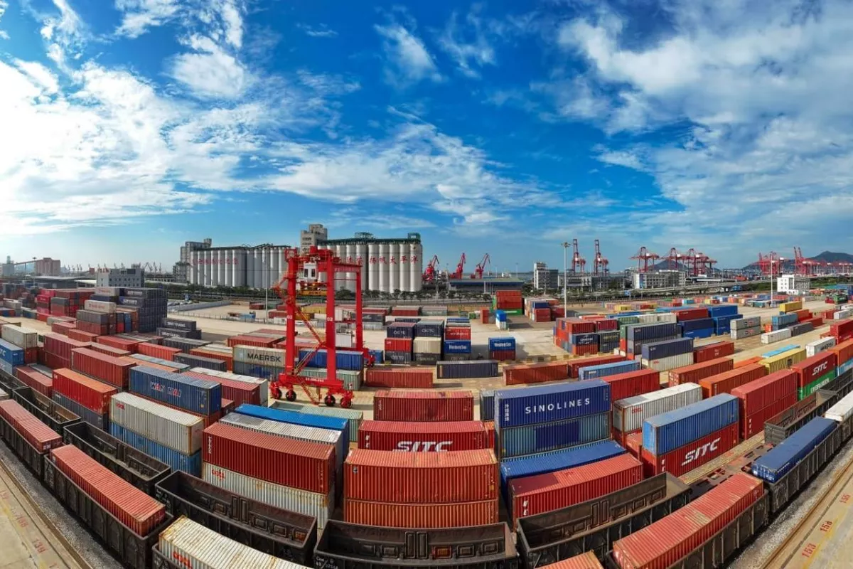 Why Time at Borders, Not Distance, Shapes Middle Corridor