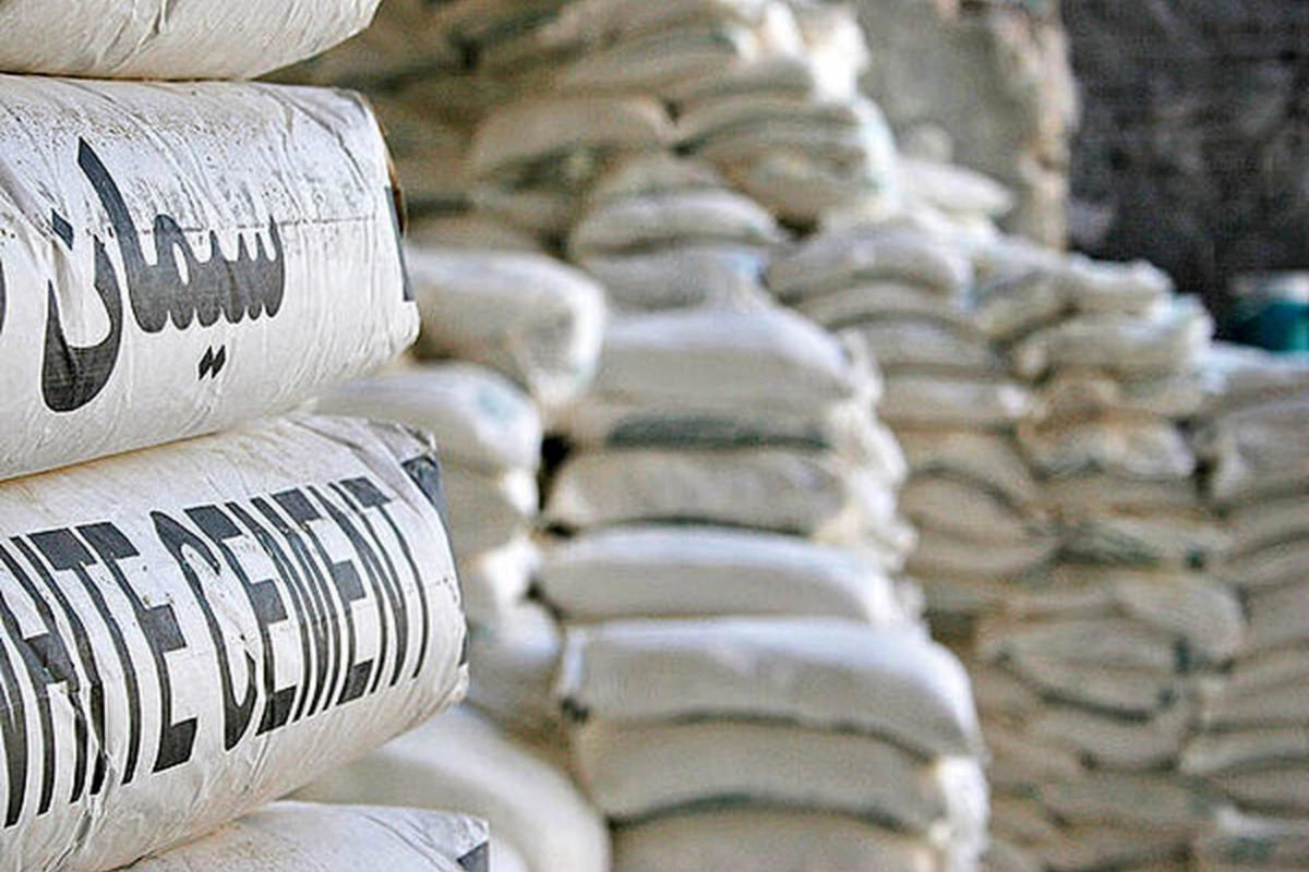 Energy Shortages Halt Operations at Dozens of Cement Factories in Iran