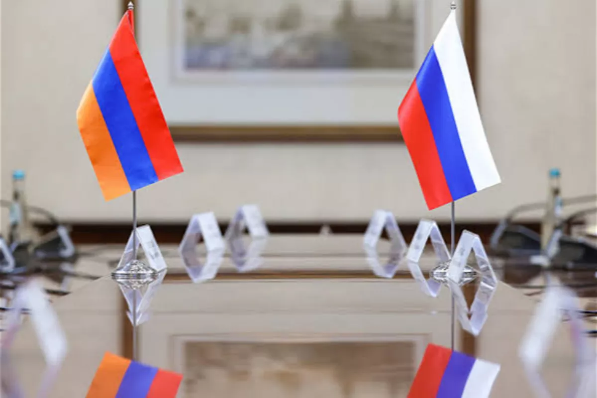 Money Transfers, Flights, Gas: Russia May Tighten Pressure on Armenia