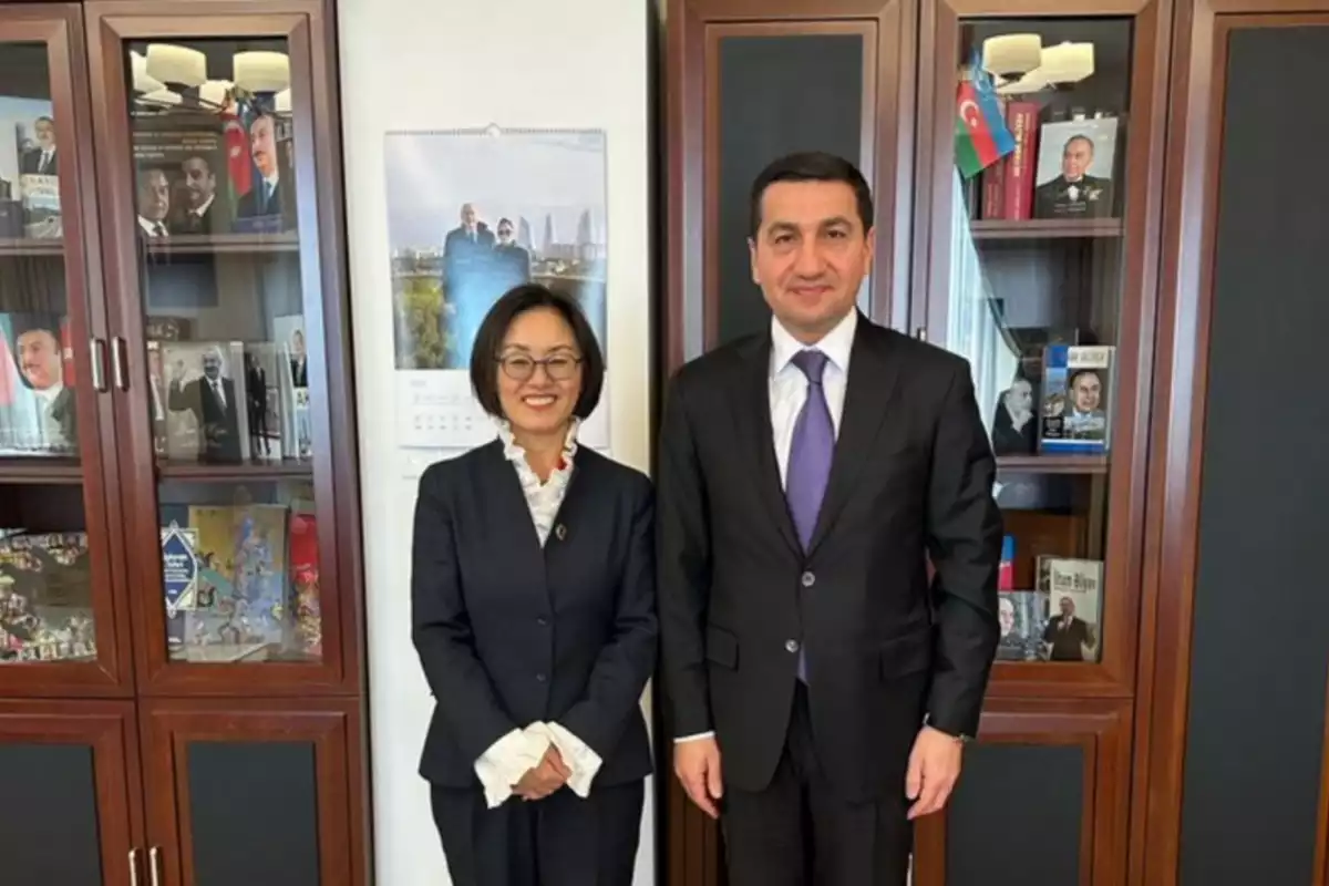 Hikmat Hajiyev meets UNDCO Regional Director for Europe and Central Asia