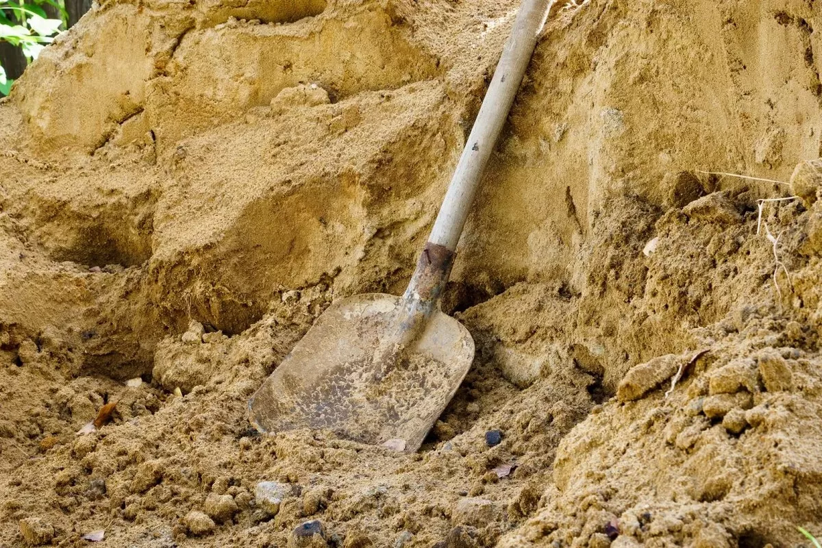 Elderly Couple Found Dead Under Partially Built Structure in Kazakhstan - VIDEO