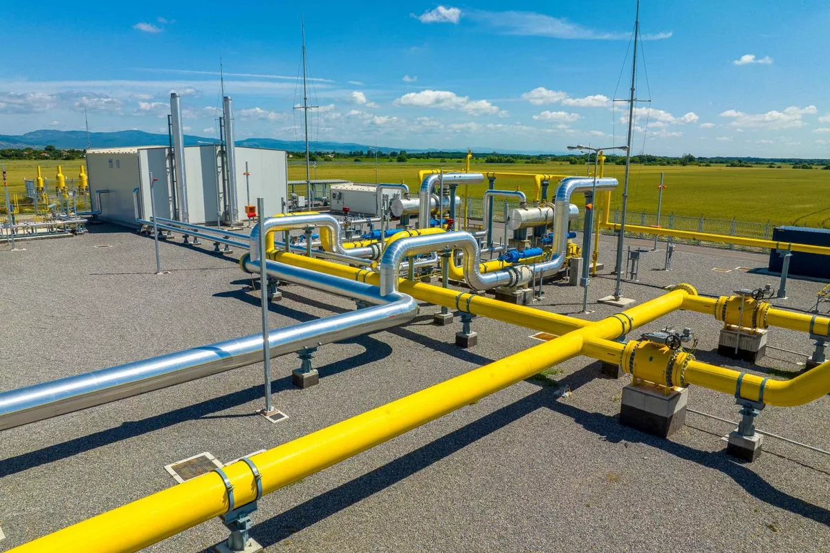 Uzbekistan Sharply Boosts Gas Imports from Russia, Turkmenistan