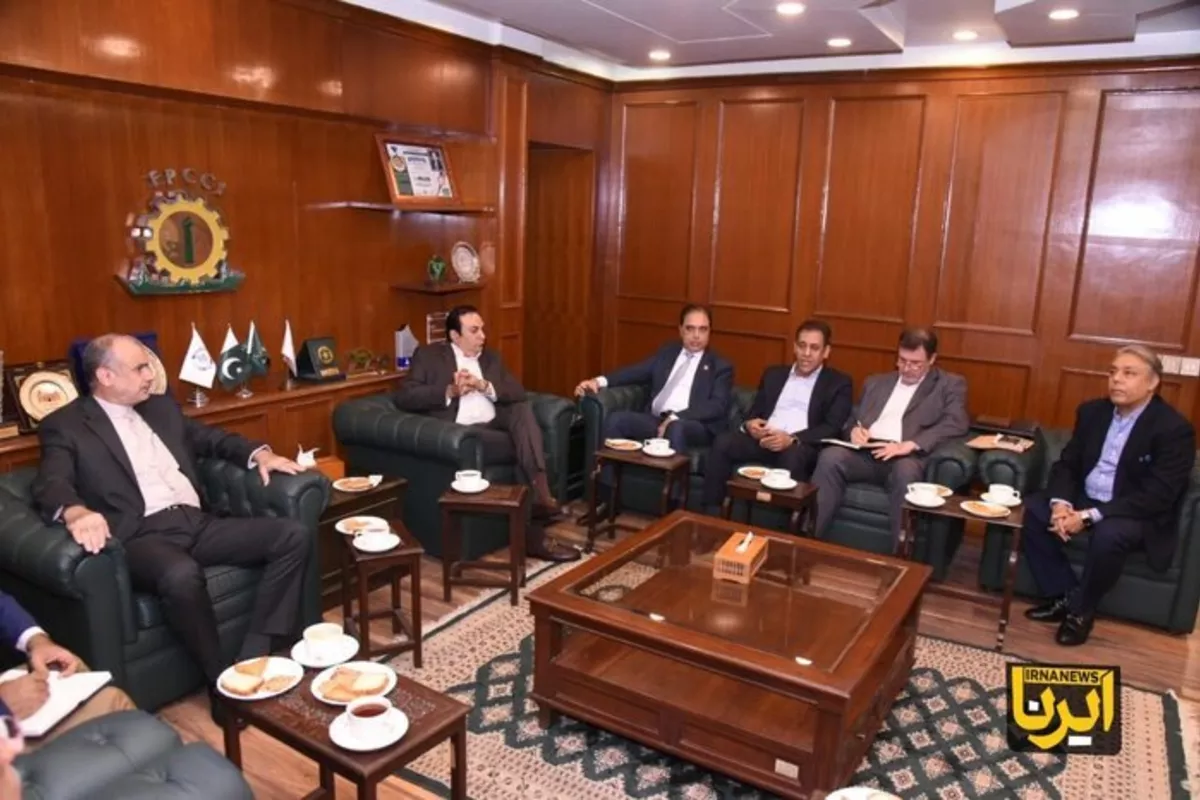 Iran, Pakistan Advocate for Trade Committee and $10B Target