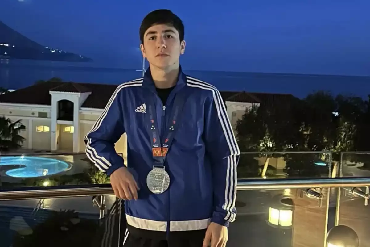 Young Kyrgyz Boxer Claims Silver at World Cup