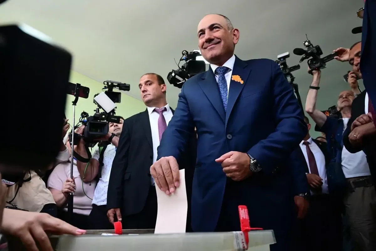 Armenia Votes to Shun Russia