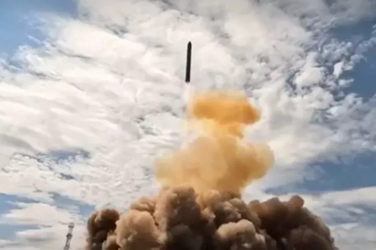 Russia Confirms Successful Sarmat ICBM Test - VIDEO