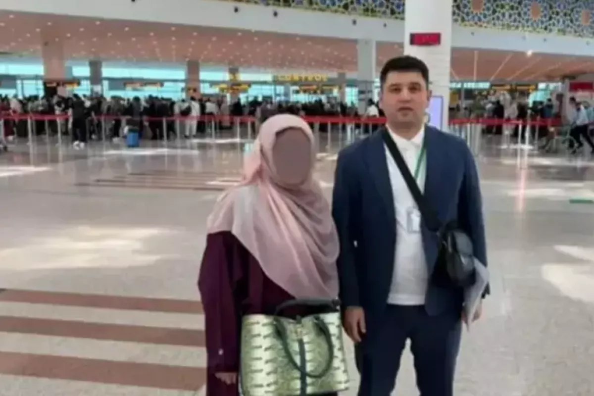Uzbek Woman Returns Home After 21 Years in Pakistan