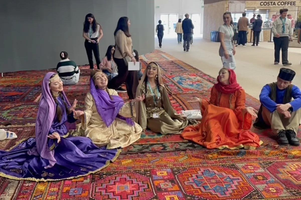 Azerbaijani Carpets and Traditional Songs Highlighted at WUF13
